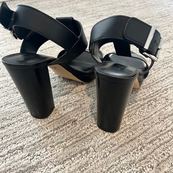 SOLD Michael Kors Becker Block Heel Platform Black Leather Sandal (Women 9) - Picture 4 of 11